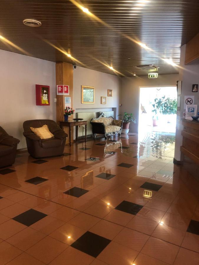 Albergo Casa Dell'Ospite Brescia Bagian luar foto